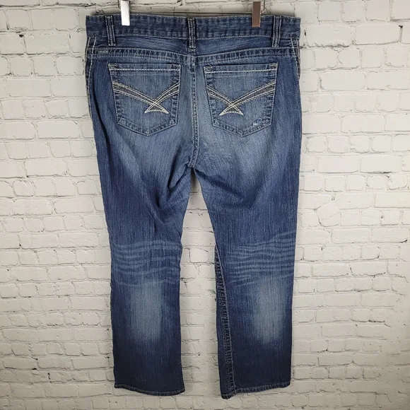 CINCH | ADA relaxed fit stonewash jeans - Picture 2 of 9